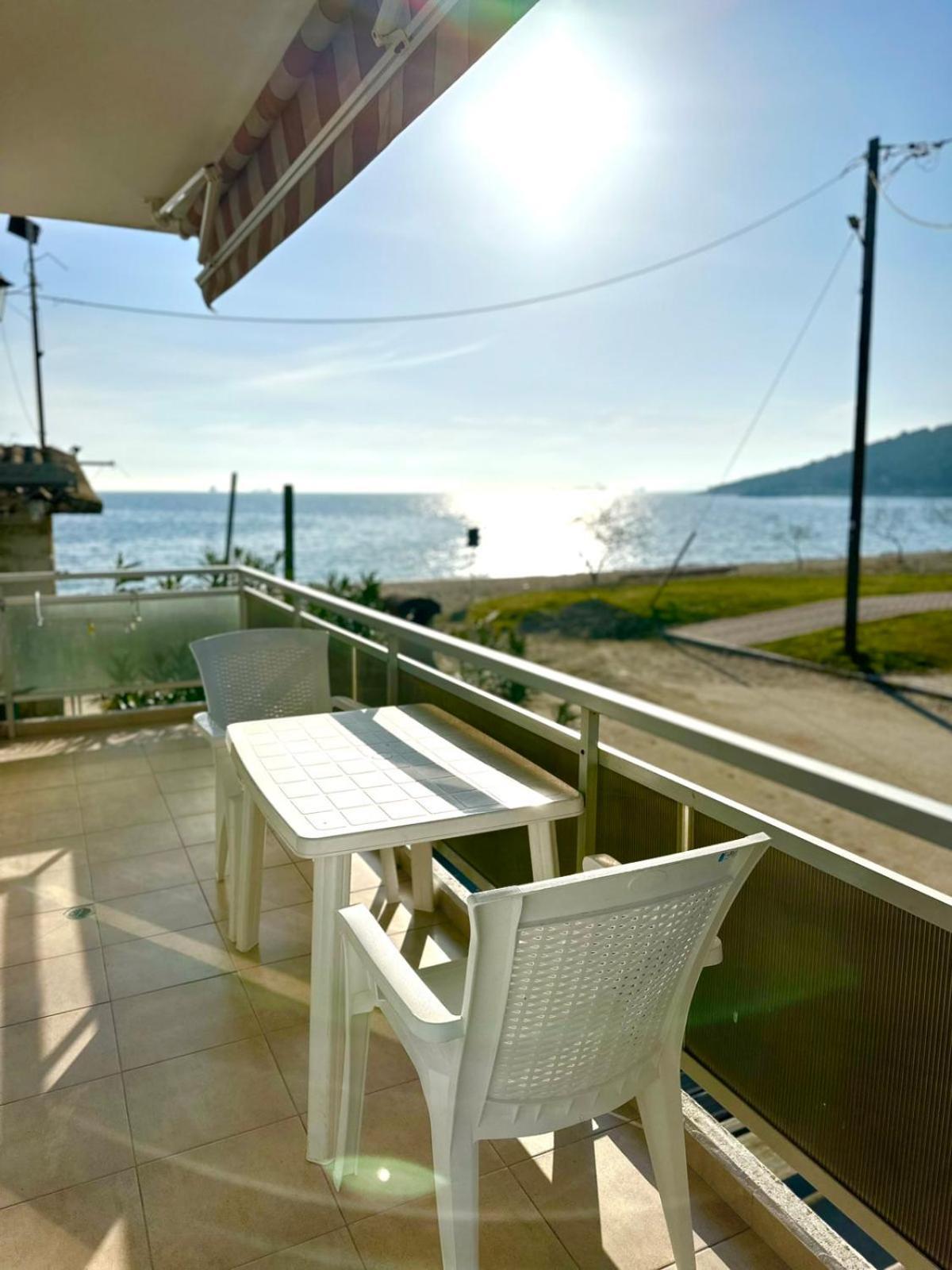 Ammos Apartments Неа-Карвали Экстерьер фото